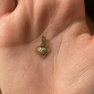 10k Gold Heart Pendant